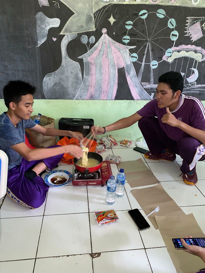 Hey Pandas, Share Funny Back To School Photos (Closed) Hey Pandas, Share Funny Back To School Photos (Closed)