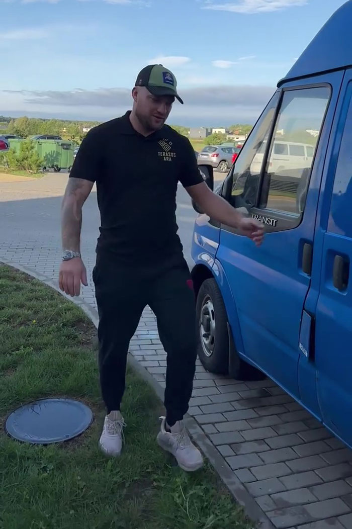 Builder Destroys Beautifully Done Terrace After Client Didn&#8217;t Pay For It For Over 3 Weeks