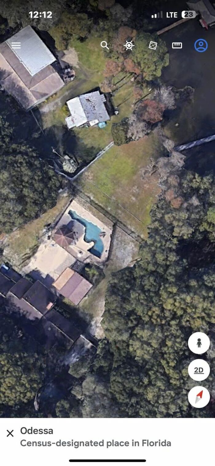 30 Times People Found Such Strange Things On Google Earth, They Just Had To Share Them