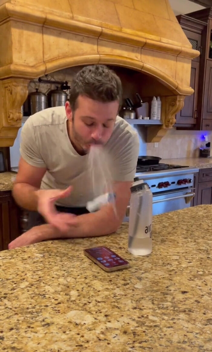 Father Of Six Has Epic Meltdown As Wife Shows Him Positive Pregnancy Test Father Of Six Has Epic Meltdown As Wife Shows Him Positive Pregnancy Test