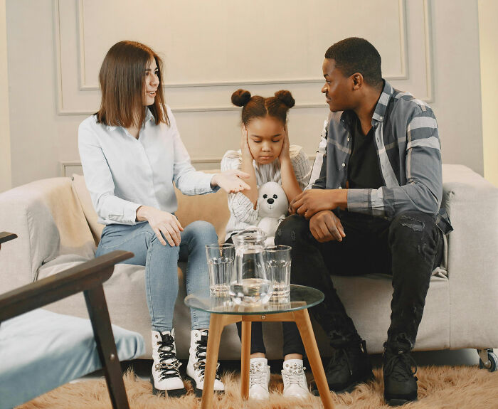 28 Questions Adults Like Asking Kids Despite Them Being Inappropriate, As Shared Online 28 Questions Adults Like Asking Kids Despite Them Being Inappropriate, As Shared Online