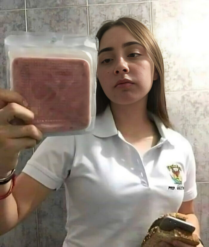 This Page Is All About Cursed Images, And Here’s 35 Of The Most Unsettling Ones This Page Is All About Cursed Images, And Here’s 35 Of The Most Unsettling Ones