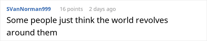 Woman With Main Character Syndrome Freaks Out After Stranger Orders The Same Meal