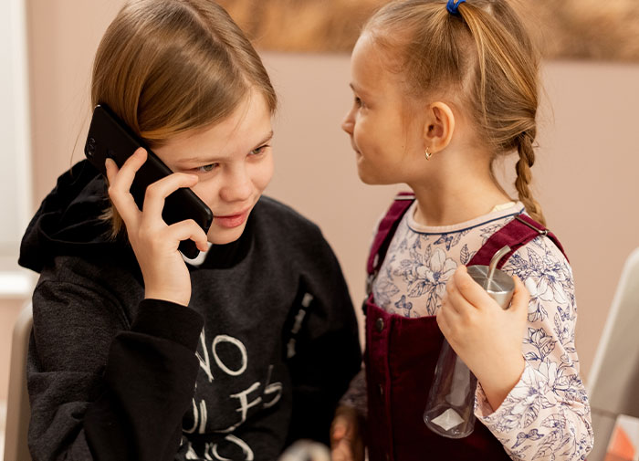 Mom Shares How She Manages Her Household With 6 Kids, Receives Backlash Online Mom Shares How She Manages Her Household With 6 Kids, Receives Backlash Online