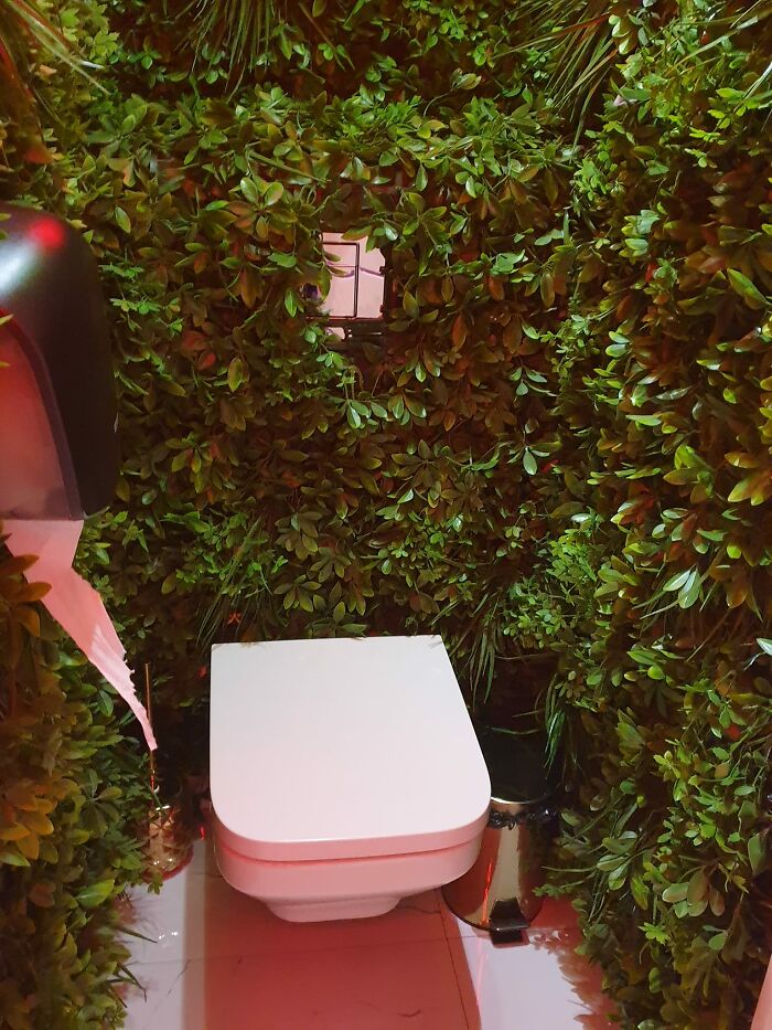 30 Things Whose Designers Forgot They Will Have To Be Cleaned, As Shared By This Group (New Pics)