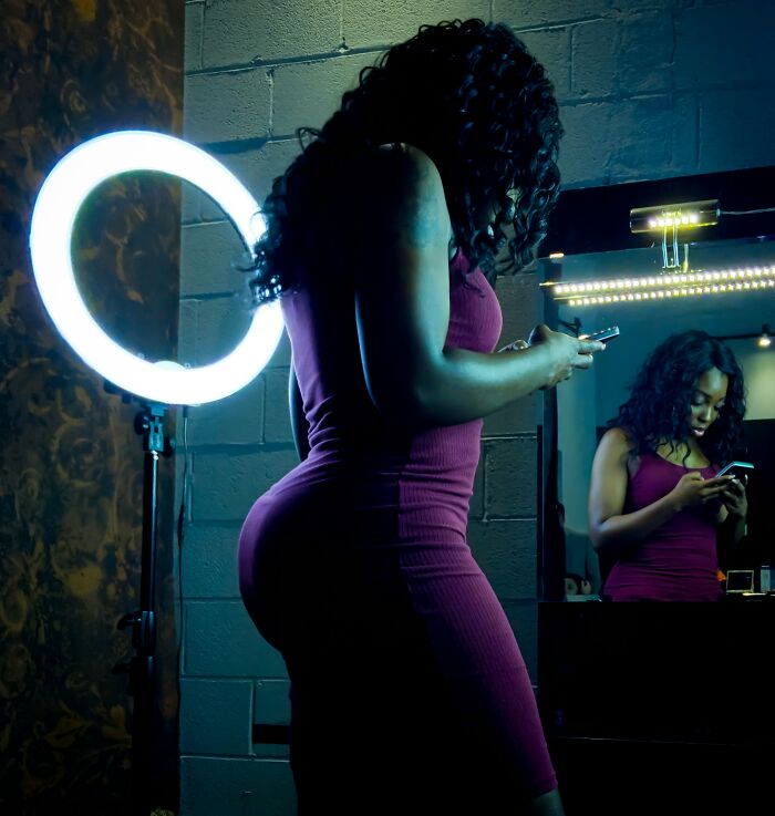 30 Awful Beauty Standards That Probably Shouldn’t Have Existed In The First Place