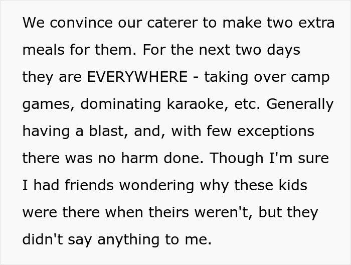 Woman Treats Wedding As Her Own Resort, Brings Her Kids, Rearranges Tables Woman Treats Wedding As Her Own Resort, Brings Her Kids, Rearranges Tables