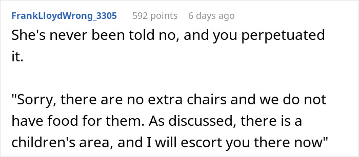 Woman Treats Wedding As Her Own Resort, Brings Her Kids, Rearranges Tables Woman Treats Wedding As Her Own Resort, Brings Her Kids, Rearranges Tables