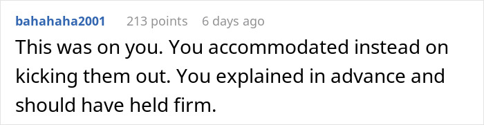 Woman Treats Wedding As Her Own Resort, Brings Her Kids, Rearranges Tables Woman Treats Wedding As Her Own Resort, Brings Her Kids, Rearranges Tables