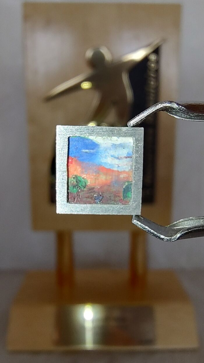 I Create The Smallest Painting In The World (16 Pics) I Create The Smallest Painting In The World (16 Pics)