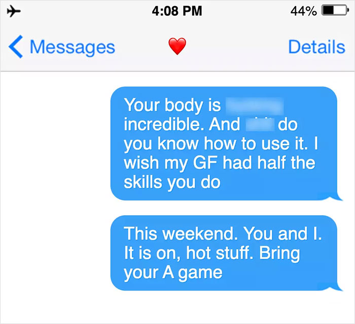 “There Will Be No Wedding Today”: Bride Reads Out Groom’s Messages To His Mistress At The Altar “There Will Be No Wedding Today”: Bride Reads Out Groom’s Messages To His Mistress At The Altar