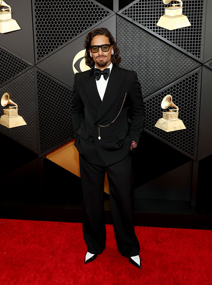 30 Photos Of Outfits That Blew Us Away From The 66th Grammy Awards Red Carpet 30 Photos Of Outfits That Blew Us Away From The 66th Grammy Awards Red Carpet