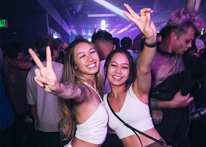 “Dodged That Bullet Big Time”: 35 Times A 3rd Person Ruined A Relationship Without Even Cheating