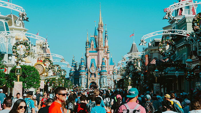 Man Taken To Court After Slapping 19-Year-Old Restaurant Hostess At Disney World Over Dress Code Man Taken To Court After Slapping 19-Year-Old Restaurant Hostess At Disney World Over Dress Code