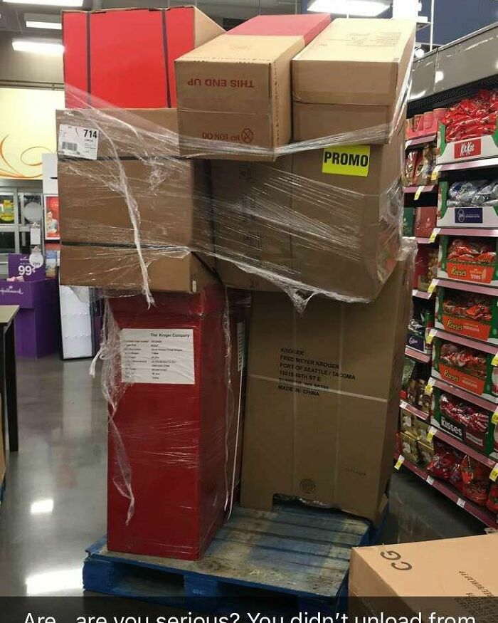 50 Times “Idiots At Work” Showed Just How Stupid Humans Can Be 50 Times “Idiots At Work” Showed Just How Stupid Humans Can Be