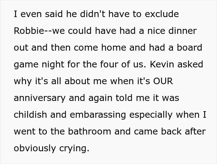 Husband Doesn’t Get Why Wife Is So Sad He Put “The Game” Before Her Twice Husband Doesn’t Get Why Wife Is So Sad He Put “The Game” Before Her Twice