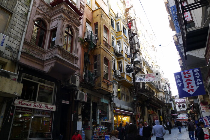 Person Asks Online “What Country Has The Craziest Rebranding Ever And Why?”, Gets 27 Responses Person Asks Online “What Country Has The Craziest Rebranding Ever And Why?”, Gets 27 Responses