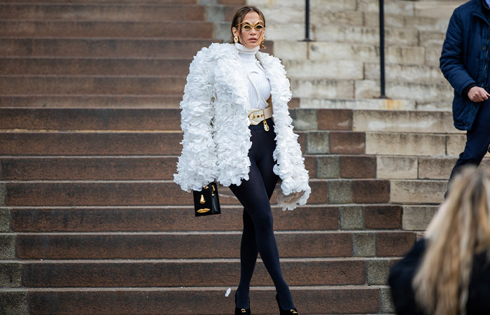 “What A Waste Of Money”: Jennifer Lopez’s Striking Look At Paris Fashion Week Has People Talking “What A Waste Of Money”: Jennifer Lopez’s Striking Look At Paris Fashion Week Has People Talking