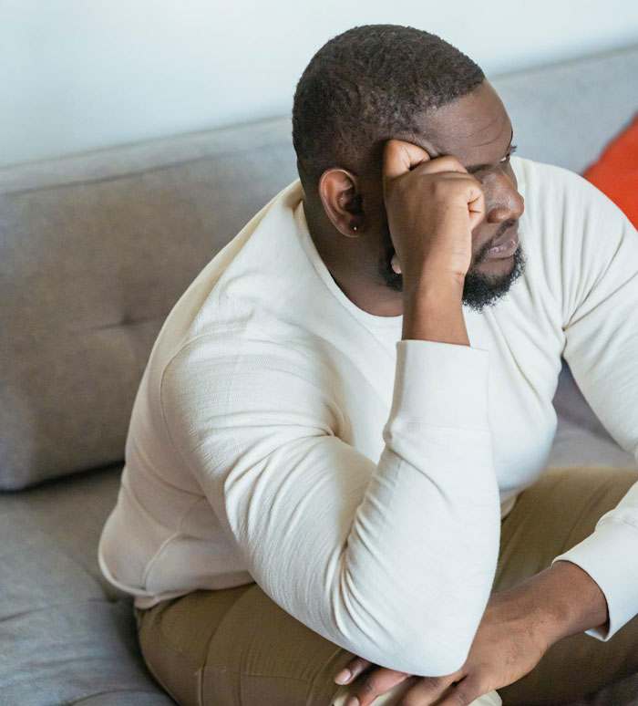 Husband Tells Wife To Stop Body-Shaming Him Or He Will Do The Same To Her, She’s Left In Tears Husband Tells Wife To Stop Body-Shaming Him Or He Will Do The Same To Her, She’s Left In Tears