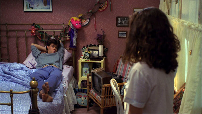 People In This Online Group Point Out 38 Of The Most Irritating Clichés From Movies And TV Shows People In This Online Group Point Out 38 Of The Most Irritating Clichés From Movies And TV Shows