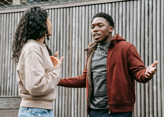 Woman Blamed For Being Upset Over Canceled Honeymoon, Internet Urges Her To Cancel The Wedding Woman Blamed For Being Upset Over Canceled Honeymoon, Internet Urges Her To Cancel The Wedding