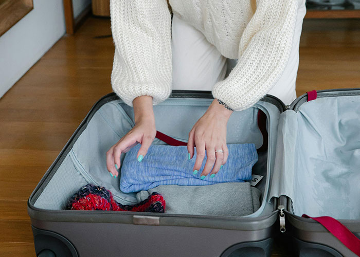 Husband Is Thinking Of Ending His Marriage After His Wife Asks For A Month Off From Being A Mom Husband Is Thinking Of Ending His Marriage After His Wife Asks For A Month Off From Being A Mom