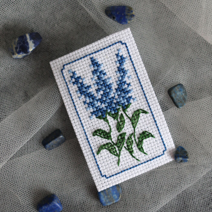 Cross Stitch Patterns: Flower Miniatures (15 Pics) Cross Stitch Patterns: Flower Miniatures (15 Pics)