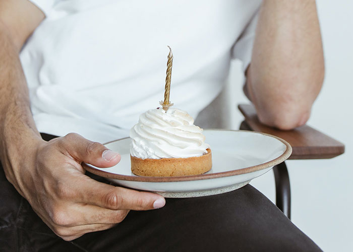 Happy Birthday: Guy Goes Viral With Lifehack That Gets Him Free Restaurant Food Daily Happy Birthday: Guy Goes Viral With Lifehack That Gets Him Free Restaurant Food Daily