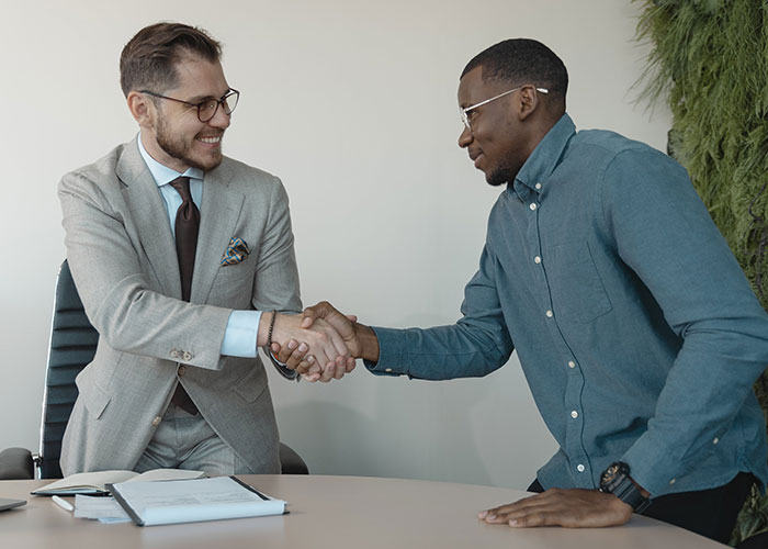 Boss Tells Employee They Won’t Be Promoted, Regrets It After They Stop Doing Extra Boss Tells Employee They Won’t Be Promoted, Regrets It After They Stop Doing Extra