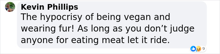 Vegan Gets Kicked Out Of A Bar For Wearing Fur, Starts Questioning Her Morals Vegan Gets Kicked Out Of A Bar For Wearing Fur, Starts Questioning Her Morals