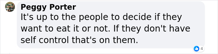 Woman Treats Her Colleagues With Home-Baked Goods, Two Of Them Threaten To Report Her To HR Woman Treats Her Colleagues With Home-Baked Goods, Two Of Them Threaten To Report Her To HR
