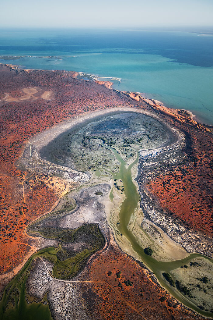 75 Incredible Shots By Daniel Kordan Taken from An Open-Door Plane Flying Over Western Australia 75 Incredible Shots By Daniel Kordan Taken from An Open-Door Plane Flying Over Western Australia