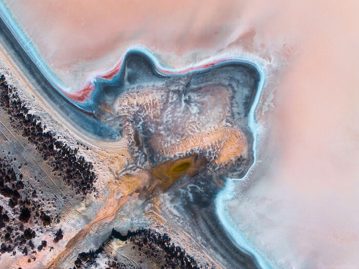 75 Incredible Shots By Daniel Kordan Taken from An Open-Door Plane Flying Over Western Australia 75 Incredible Shots By Daniel Kordan Taken from An Open-Door Plane Flying Over Western Australia