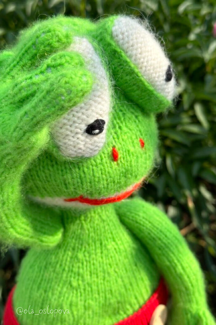 Having Fun In The Garden: Pattern By Ola Oslopova Having Fun In The Garden: Pattern By Ola Oslopova