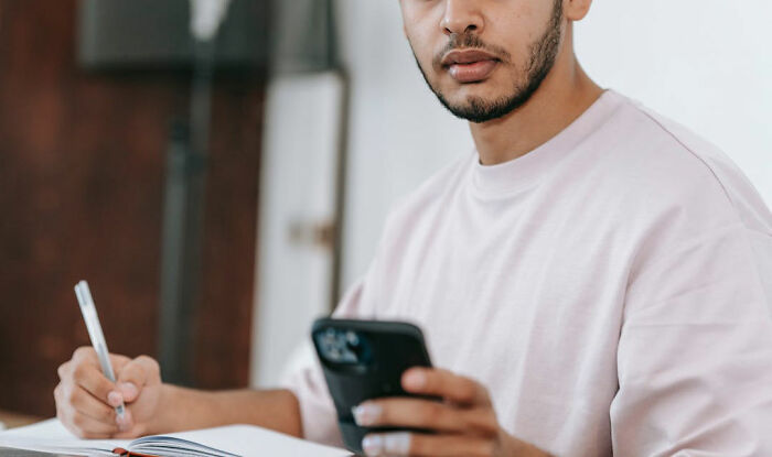 30 Times HR Had To Investigate Some Of The Most Bizarre Cases Ever