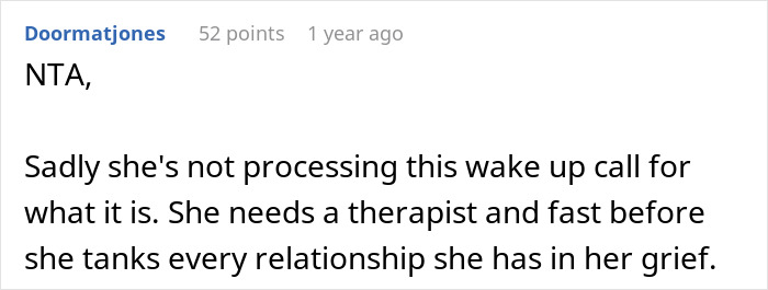 Woman Interrupts Daughter’s 13th B-Day To Grieve Her Grandma, Husband Tells Her She Has To Stop Woman Interrupts Daughter’s 13th B-Day To Grieve Her Grandma, Husband Tells Her She Has To Stop