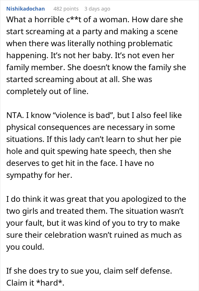 “He Shouldn’t Be Touching That Baby”: Mom Loses Patience And Slaps Karen Across The Face “He Shouldn’t Be Touching That Baby”: Mom Loses Patience And Slaps Karen Across The Face