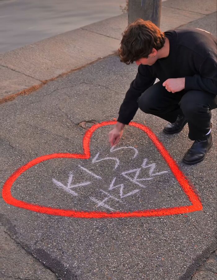 Greg Goya From Turin Is Bringing Out People’s Deepest Emotions Through His Interactive Street Art