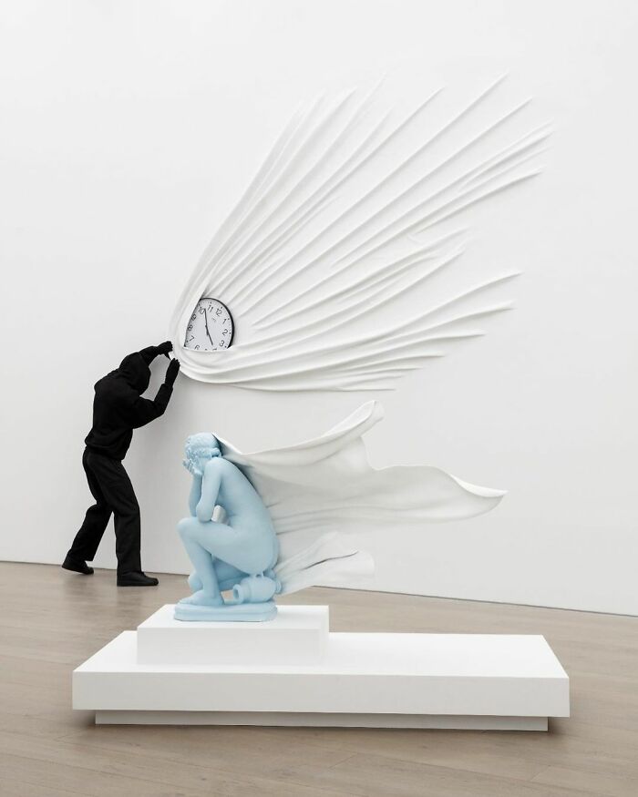 Artist Gives His Completely Blind Friend A Personal Tactile Tour Of His Venice Exhibition Artist Gives His Completely Blind Friend A Personal Tactile Tour Of His Venice Exhibition