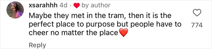 Man’s Public Proposal Goes Viral After The Crowd Awkwardly Ignores It