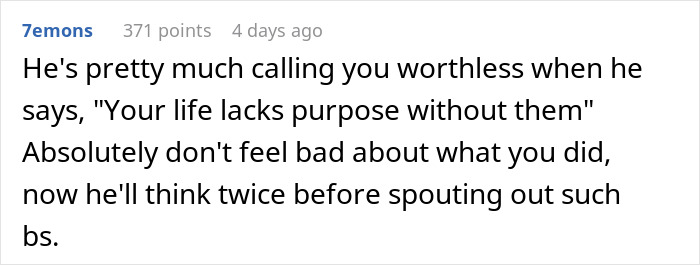 Man Publicly Shames A Childfree Woman, She Claps Back So Strongly That He Takes “Sick Leave” Man Publicly Shames A Childfree Woman, She Claps Back So Strongly That He Takes “Sick Leave”