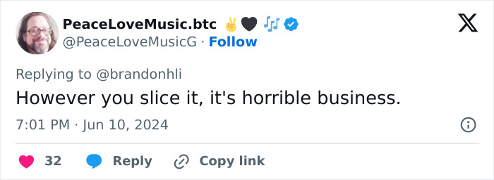 “Too Bad”: Man Shares His Airbnb Nightmare After Being Left Stranded In The Rain At 3 AM “Too Bad”: Man Shares His Airbnb Nightmare After Being Left Stranded In The Rain At 3 AM