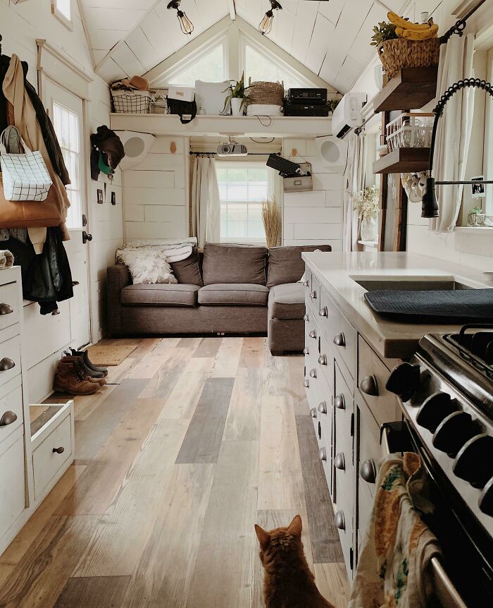 People Who Live In Small Homes Gather In This Online Group To Share Their Living Spaces (30 Pics)