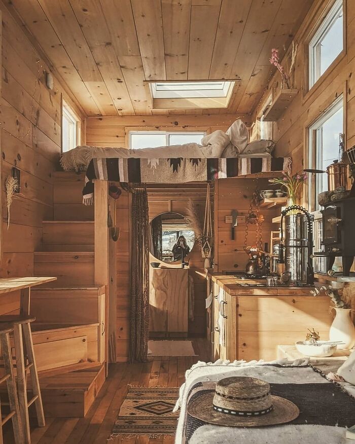 People Who Live In Small Homes Gather In This Online Group To Share Their Living Spaces (30 Pics)
