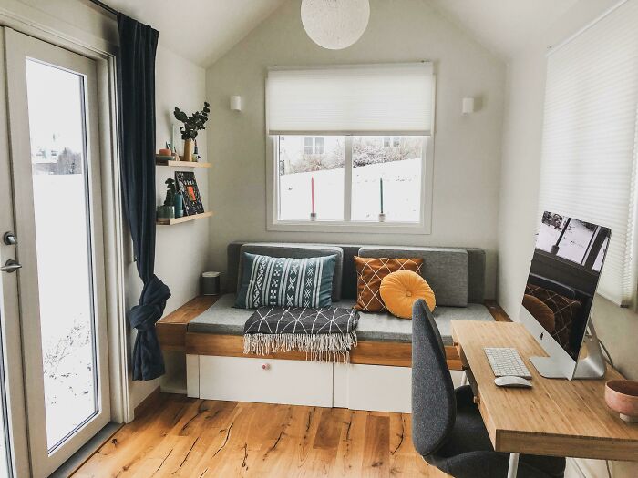 People Who Live In Small Homes Gather In This Online Group To Share Their Living Spaces (30 Pics)