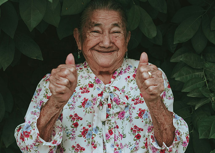 “My Dad’s Poker Buddy”: 30 People Share The Family “Secret” They Worked Out As Adults “My Dad’s Poker Buddy”: 30 People Share The Family “Secret” They Worked Out As Adults