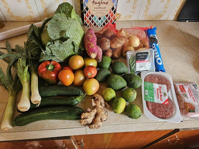 50 People Show How Much Groceries Cost Where They Live (New Pics) 50 People Show How Much Groceries Cost Where They Live (New Pics)