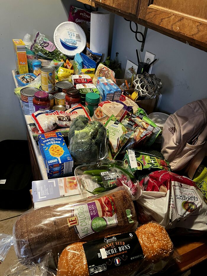 50 People Show How Much Groceries Cost Where They Live (New Pics) 50 People Show How Much Groceries Cost Where They Live (New Pics)