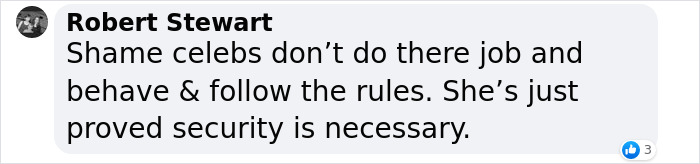 Internet Calls It “Assault” After Cannes Security Was Filmed Blocking Fourth Celebrity On Red Carpet Internet Calls It “Assault” After Cannes Security Was Filmed Blocking Fourth Celebrity On Red Carpet