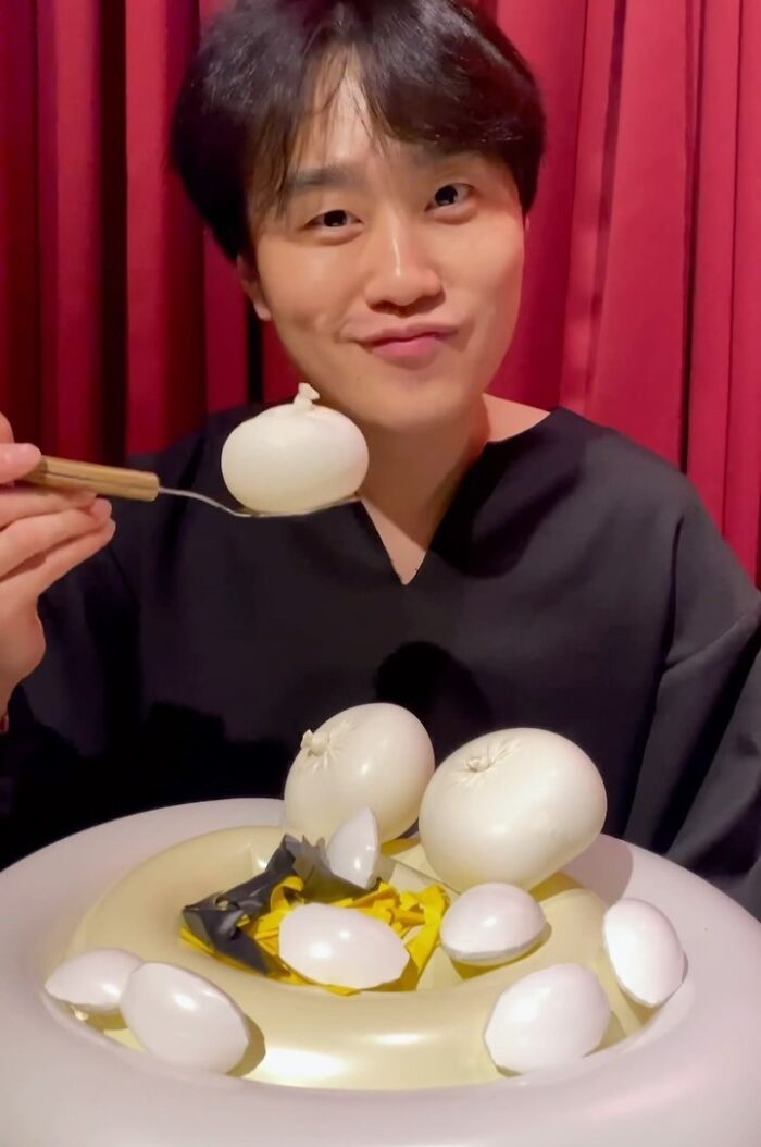 Korean Artist Jiwon Lee Crafts Stunning Balloon Food That Looks Good Enough to Eat (43 Pics) Korean Artist Jiwon Lee Crafts Stunning Balloon Food That Looks Good Enough to Eat (43 Pics)